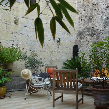 Chambres D'Hotes De Fleurus Pézenas Екстериор снимка